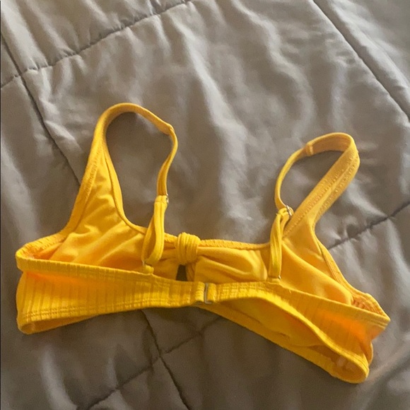 Cute fun yellow bikini set!!! - Picture 4 of 4